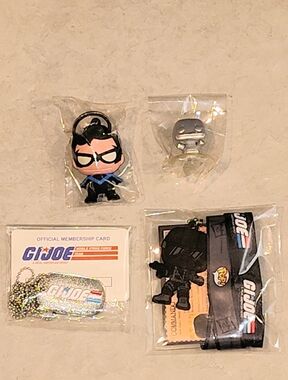 FUNKO POP BUNDLE G.I. JOE COMMANDER DC NIGHTWING GI JOE NECKLACE & MINI POKÈMON